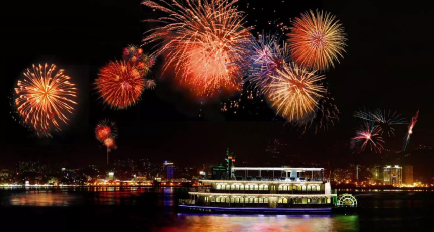 	懶人包｜精選全台超豪華「聖誕套餐」 百萬燈光秀、聖誕禮盒讓你有吃又有玩！