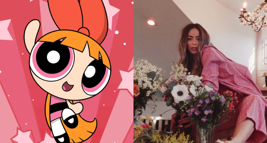 目前釋出的資訊除了有劇情大綱外，還3位女主的演員人選也已公布，但卻引起網友相當兩極的討論，不少人直呼還是比較懷念卡通版的小女警，因此小編整理出《飛天小女警》的真人版資訊以及卡通版角色介紹。  《飛天小女警》真人版電影大綱 《飛天小女警》真人版演員介紹 論壇相關討論 《飛天小女警》卡通版角色簡介   《飛天小女警》真人版電影大綱 三位天真可愛的小英雄此次會以「大人」模樣登場，題材相當新鮮。故事主軸會圍繞在小女警們20歲後的生活，由於3人都相當後悔把童年都奉獻在「打擊犯罪」上，因此成年後的他們正在努力找尋人生的「新意義」，以及最後他們會怎麼克服內心難題，重新再一次一起拯救世界。   《飛天小女警》真人版演員介紹  花花—Chloe Bennet 飾  花花一直是三人中成績最好、個性最完美的成員。但由於童年時期擔任「小女警隊長」的英雄身份，讓她逐漸變得孤僻和焦慮，這次她將會如何克服自己的心理障礙，再次找回初衷拯救世界呢？  卡通裡的花花是由「所有美好的味道」組成的，擁有冷靜的頭腦以及正直的個性。超能力是冷凍呼吸，而她頭上可愛的紅色蝴蝶結其實是一顆炸彈！       泡泡—Dove Cameron 飾 身為小女警裡的「可愛擔當」，真人版角色一定也要夠萌才能勝任！因此劇組找來了Dove Cameron演出泡泡一角。長大後的泡泡也相當受到歡迎，在可愛迷人的外表下，其實也藏著一顆堅韌無比的心。雖然一開始對於拯救世界不感興趣，反而更在意如何重振自己的名聲，但是面對昔日的成員們，泡泡究竟會做出什麼驚人的選擇呢？  卡通裡的泡泡是由「糖」組成的，因此雖然甜美可愛，但是個性也相對不穩定，有時後甚至會讓人覺得她天真到「犯蠢」的地步。超能力是超聲波，她也可以發出雷聲以及和小動物溝通。   毛毛—Yana Perrault 飾 3位小女警裡最酷、最有個性的毛毛，其實內心相當纖細敏感。成年後的她一直試圖拋下過去的英雄身份，想過著隱姓埋名的新生活。但是最後在面對大家的求助時，她會視而不見還是重新背負起拯救世界的責任呢？  卡通裡的毛毛是由「香料」組成的，由於個性相當莽撞，常常被人誤會是男生。本身不具有任何超能力，但是她會捲舌，讓其他小女警相當羨慕。   目前官方僅釋出了少量資訊，因此大家相當好奇其他經角色，如：尤教授、授大魔王Him、魔人啾啾…等人會不會在真人版中出場，此外呼聲最高的莫非就是市長助理「貝倫小姐」了！在卡通中她是一位相當精明幹練的秘書，但幾乎都是以一雙大長腿和傲人S腰出現，也讓觀眾相當期待貝倫小姐可以出現在真人電影中。  論壇相關討論 先前有網友在PTT上討論有關《飛天小女警》真人選角一事，卻被底下網友們噓爆，不少人認為把卡通「擬人化」後簡直大大破壞了童年回憶：「尤教授是不小心丟了核廢料下去嗎」、「幹！為什麼要真人化」、「毛毛就算了 泡泡是三小 眼距超開」、「這是失敗品版本的吧，靠腰」、「飛天女阿姨」、「慘遭真人化」、「長大的小女警不就是霹靂嬌娃嗎」、「他們看起來並不像是用糖、香料跟美好的味道做的阿」、「還比較想看雞與牛的真人版」          《飛天小女警》卡通版角色簡介  不知道大家對於卡通版的印象還剩多少呢？因此小編就來幫大家複習卡通裡的每位經典角色吧！  尤教授 住在小鎮村郊區的一位科學家，有一天以世界上「所有美好的味道+糖+香料」不小心做出了飛天小女警，因此他扮演著有如小女警們父親般的角色。雖然想成為一名厲害的科學家，但通常只有不小心發明出來的東西有用，哈哈。    魔人啾啾 飛天小女警的頭號敵人！原本是一隻名叫「啾啾」的猴子，曾在尤教授身邊擔任助手。但有一日因為他的調皮讓小女警妹誕生了，而受到刺激的他便離開了尤教授的實驗室，成為「魔人啾啾」。 最大的願望是征服世界，常常與其他反派角色合作想消滅小女警，卻每次都被打敗。  粗暴小子 (The Rowdyruff Boys) 由魔人啾啾創造出來對抗小女警的3位不良少年，但三位的組成原料就比較噁心了，分別是從魔人啾啾的腋毛、蝸牛和小狗尾包製造出來的。 但粗暴小子卻擁有不亞於小女警們的超能力，如光速奔跑、防護罩、雷射波、能量球…等，讓小女警相當頭痛。  毛茸怪獸 不知名的粉粉怪獸，對自己的地盤有極強的領域性。 Him 劇中的超級魔王，由於太多強大因此沒有人敢直呼他的名字，只能以「Him」代稱。除了擁有超級不可思議邪惡力量外，其實也有一顆非常愛美的心，對自己身材外貌的保養相當注重。 瑟杜莎 (Sedusa) 唯一的女反派，個性相當狡詐頑劣，與小女警們有不共戴天的仇恨。瑟杜莎善於偽裝以及利用自己的美色達成目的，此外她會運用一種特殊的髮膠使頭髮變成武器進行攻擊，但最大的弱點是怕水。    市長 可以把他理解成一個「老巨嬰」，明明身為小鎮的市長，但是遇到事情時卻只會求助小女警們和他的助理。非常喜歡吃酸黃瓜和糖果，甚至可以為了糖果讓出市長的位置。 貝倫小姐 市長的得力助手，擁有矯捷的身手以及強大的危機處理能力，常常幫市長善後擦屁股。在卡通中總是以不露面為原則現身，臉常常會意外的被各種東西擋住，只有一集不小心露出了長相，原來是一個超級大美人。  壞死幫派 (The Gangreen Gang)	 5個綠皮膚的小屁孩，整天無所事事喜歡欺負小鎮市民，興趣是打電動。除了曾經被魔人啾啾、毛茸怪獸和Him三人聯手教訓過之外，也曾被瑟杜莎利用，最後決定轉而幫助小女警們  阿米巴幫 (The Amoeba Boys) 看起來呆呆笨笨的阿米巴幫三人組，本體是阿米巴原蟲。常常想做壞事引起注意卻又每每都下不了手，因此被恥笑是小鎮上「最可撥」的壞蛋們。  多金公主 超級有錢的千金大小姐，最大的願望是成為飛天小女警的成員之一，但最後發現這個願望竟然沒辦法用錢實現，讓她非常生氣，因此變成了卡通裡的第二個女性反派，最大的目的就是幹掉飛天小女警。