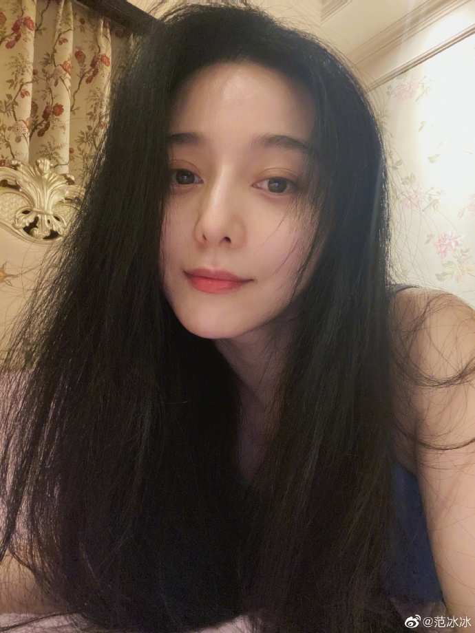 捲入吳亦凡風波!范冰冰「憔悴發福近照」曝光 網看傻:怎麼變大媽了