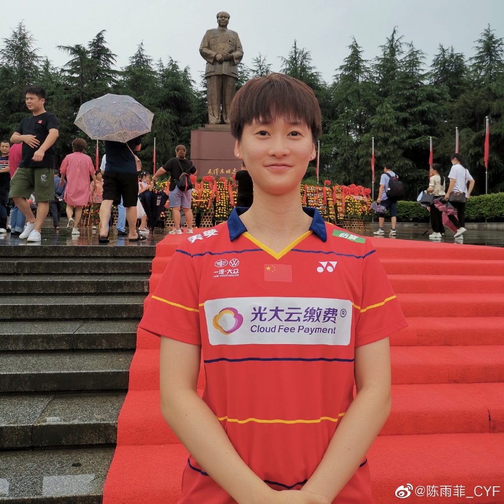 快訊/小戴痛失金牌「跪坐在地」!拉鋸到最後一刻 惜敗中國陳雨菲奪銀