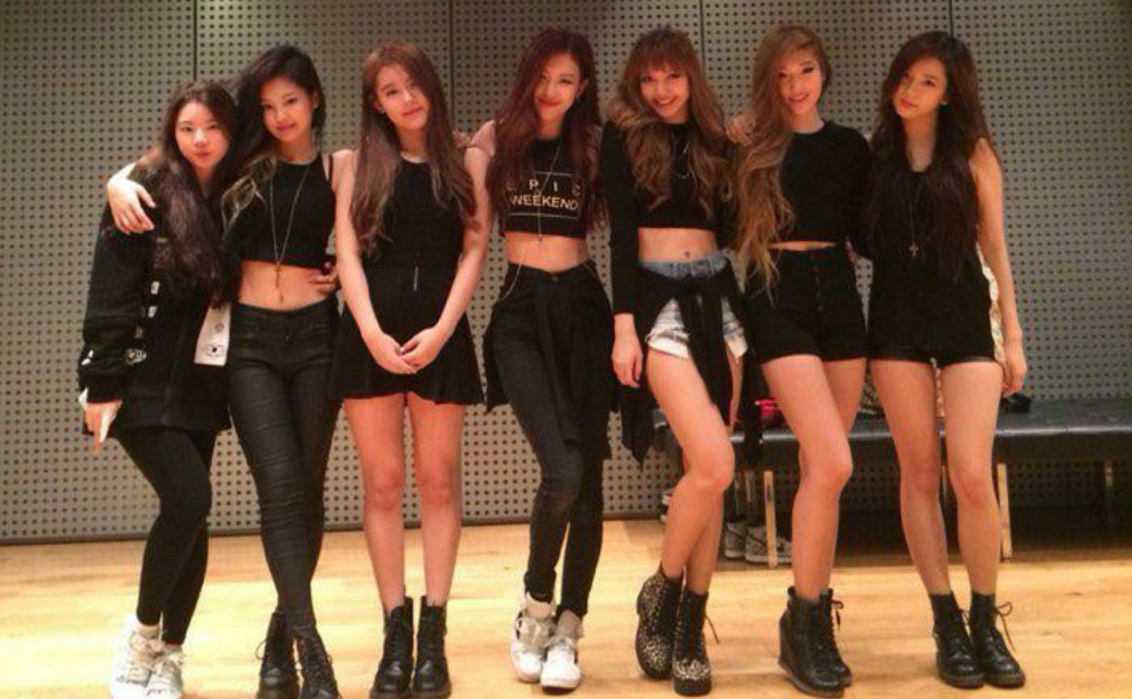 BLACKPINK紅什麼?出道就爆紅、從7人淘汰剩4人 7大出道經歷造就世界級地位!