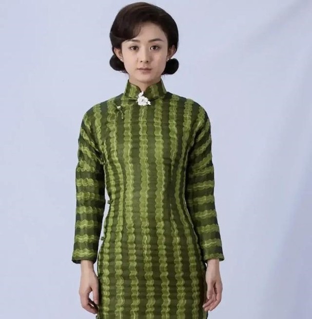 趙麗穎童顏崩壞?近照流出「驚現魚尾紋+圓臉」 網崩潰:女神不見了