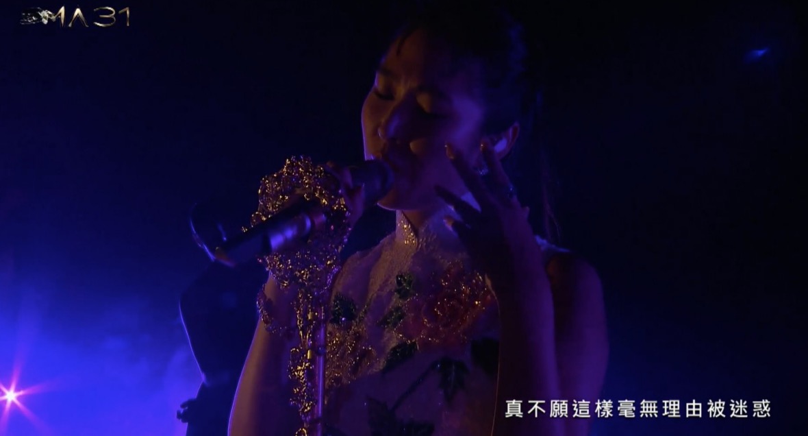 金曲31/王若琳穿「復古旗袍」唱鄧麗君老歌!網友大讚「好到像對嘴」