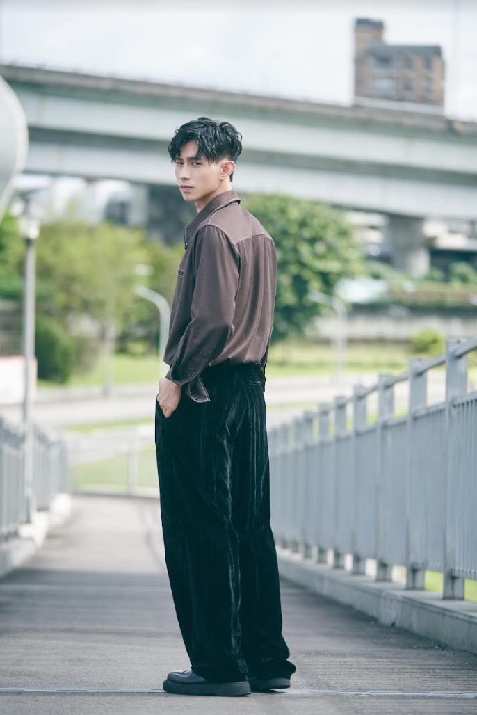 《聲林之王3》冠軍獻螢幕初吻!深吻女演員「不敢吃便當」 情感百分百投入零NG
