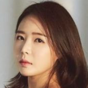 https://img.ttshow.tw/images/celebrity/李素熙.jpg