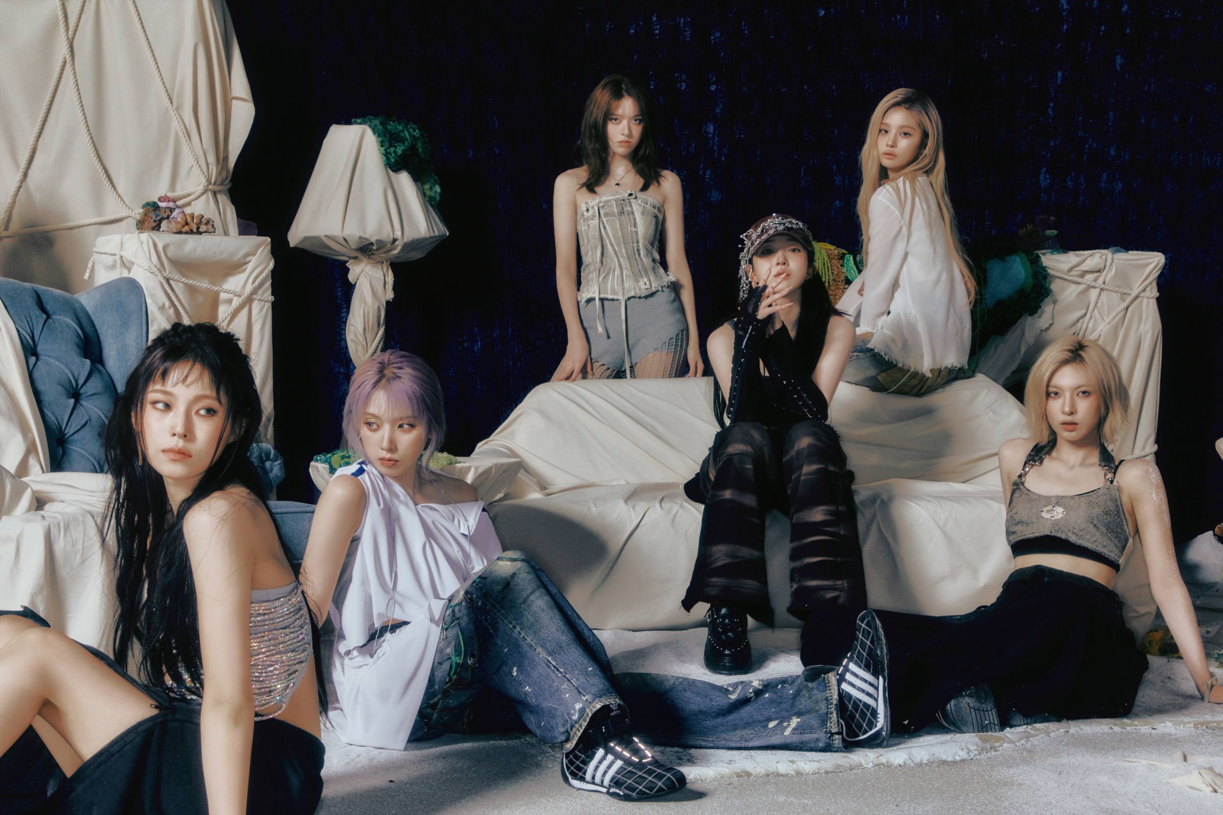 最火熱的K-POP女團NMIXX,成為首位在台北大巨蛋開球的韓國女團!