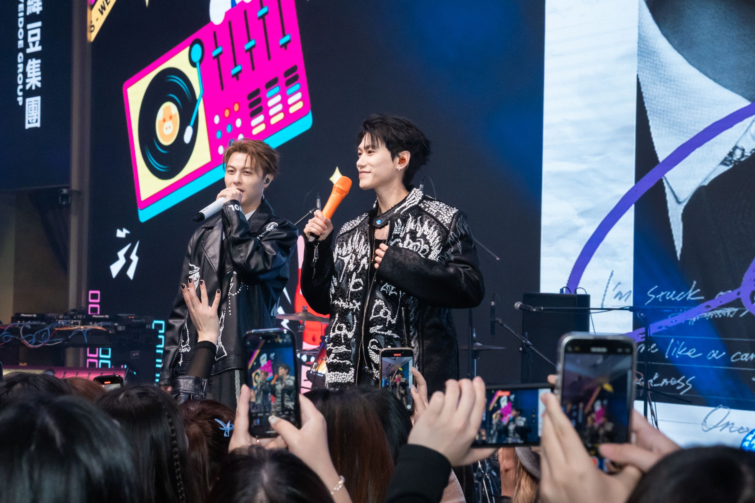 緯豆集團春酒現場重現JPM經典舞台！透露2025年將展開棒棒堂復出計畫