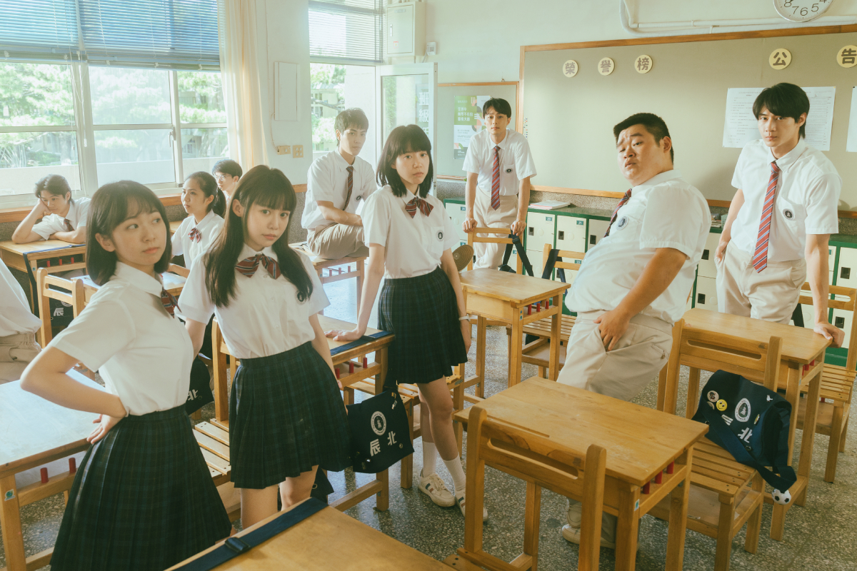 電影《夏日最後的祕密》施柏宇、程予希熱血青春同學陣容曝光