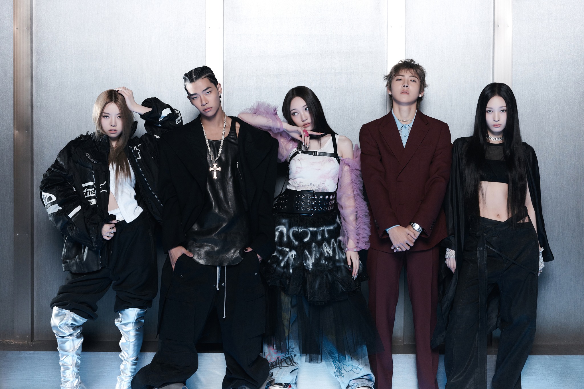 達人推推/繼MEOVV之後再出擊!Teddy打造「ALLDAY PROJECT」出道即登《VOGUE》,超狂成員陣容網讚:沒一個是普通人!