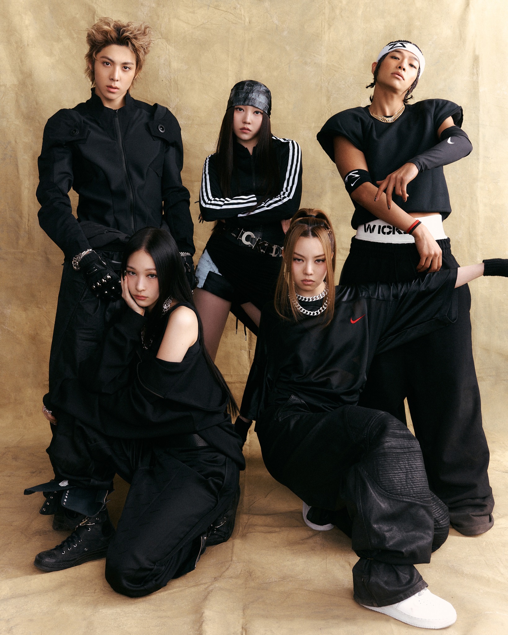 達人推推/繼MEOVV之後再出擊!Teddy打造「ALLDAY PROJECT」出道即登《VOGUE》,超狂成員陣容網讚:沒一個是普通人!