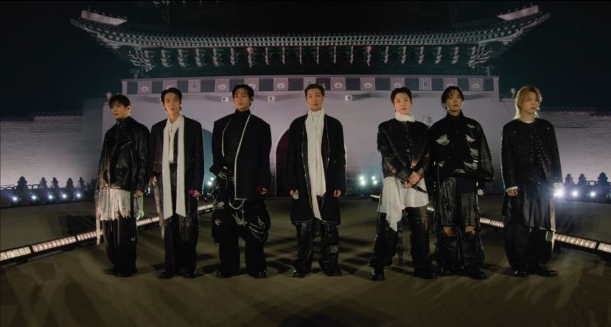 BTS光化門開唱3.8萬人擠爆！RM負傷上陣仍喊「我們回來了」　Netflix全球直播創紀錄
