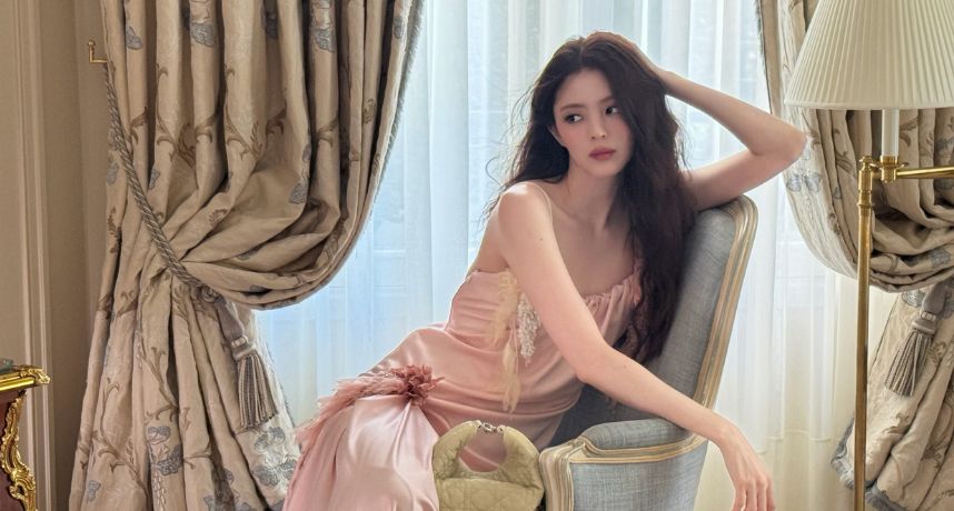 韓韶禧巴黎街頭解放！白色比基尼辣秀逆天美背、纖腰曲線 90萬人暴動：根本畫報現場