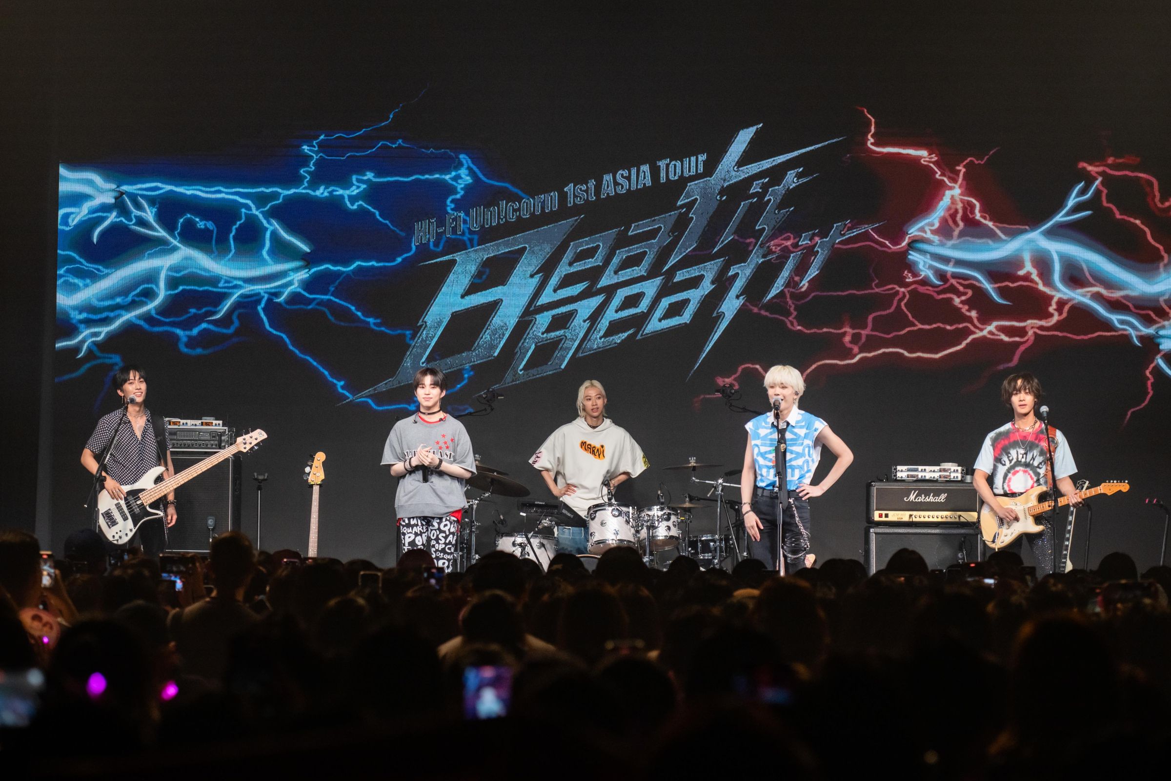 Hi-Fi Un!corn台北開唱寵粉爆擊!全程中文喊話「我愛你們」還清唱草東超圈粉