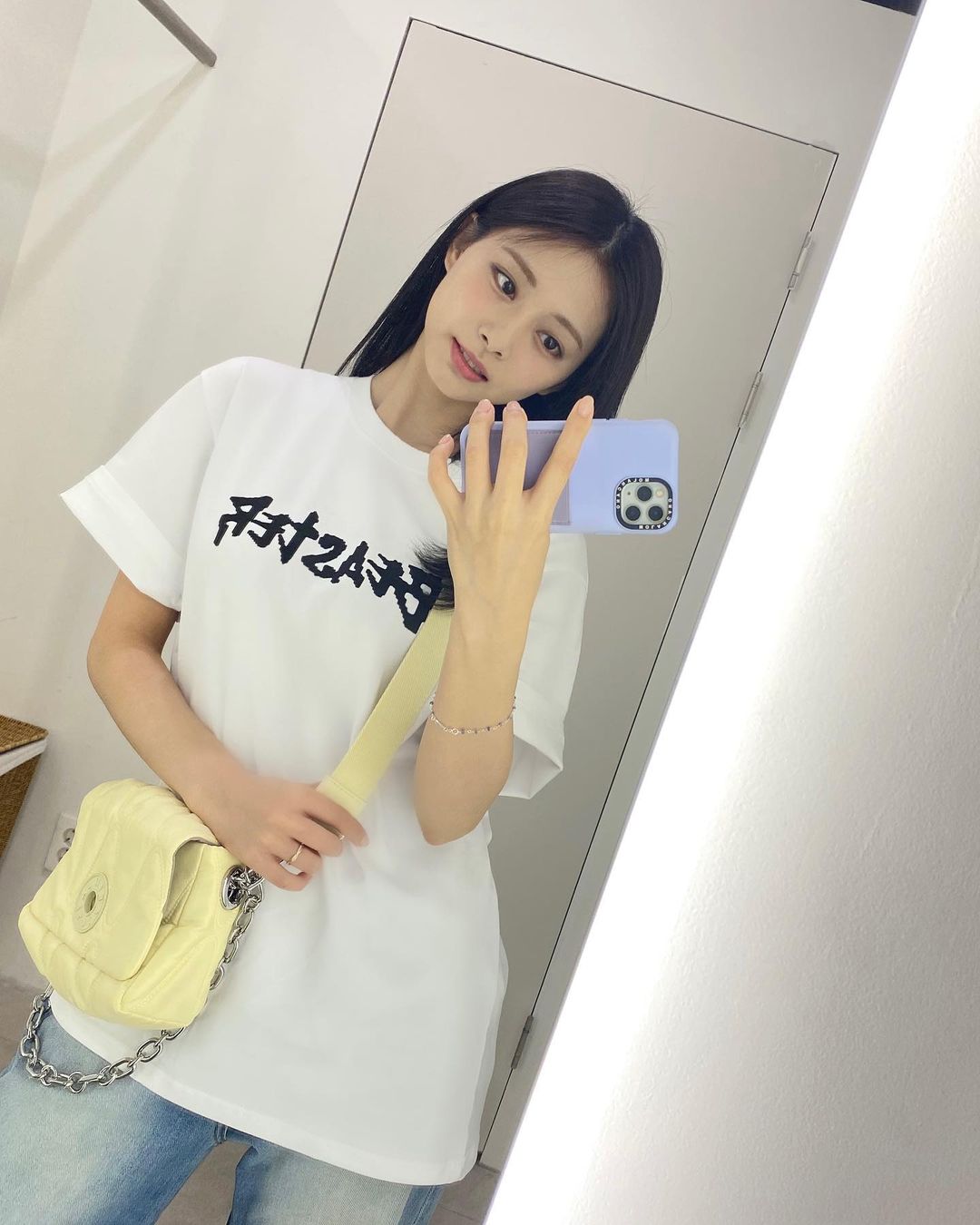 陶晶瑩帶兒女飛韓國!拍貼合照「驚見TWICE周子瑜」 她貼身伴遊網看瘋:超級羨慕