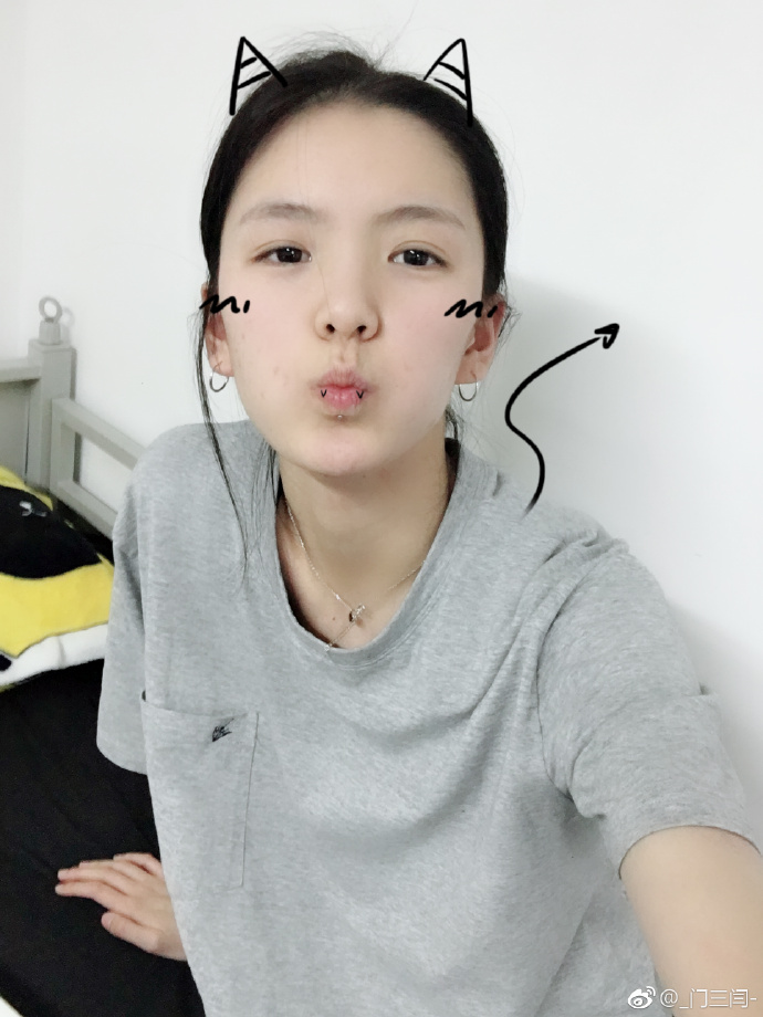 006ctwrgly1fn8339bai1j31ho1zk7wj