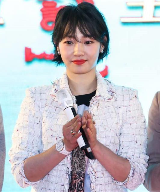 5r7o0004o184307r02q6