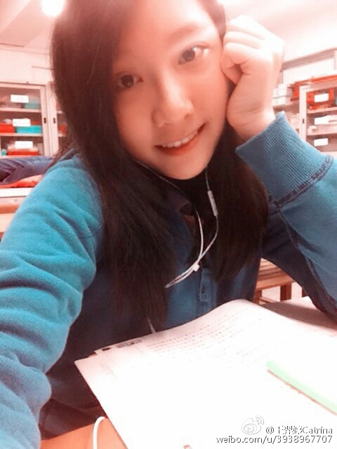 eac7e09bjw1eted4vv816j20dc0hs3zv