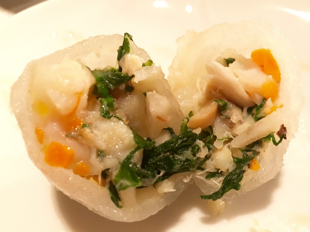 26442471195_a05126cd25_b