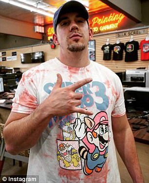 640_efaf47f889f9b0a99aad867ef1d63632