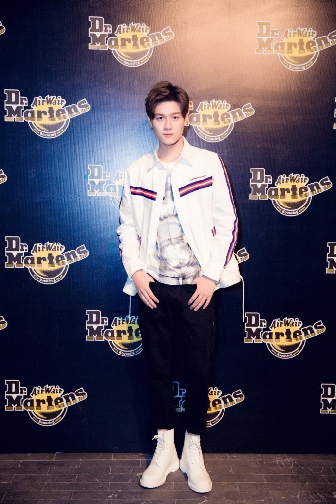 6b3c3b91ly1fnl6gyt70qj20qo140dsw