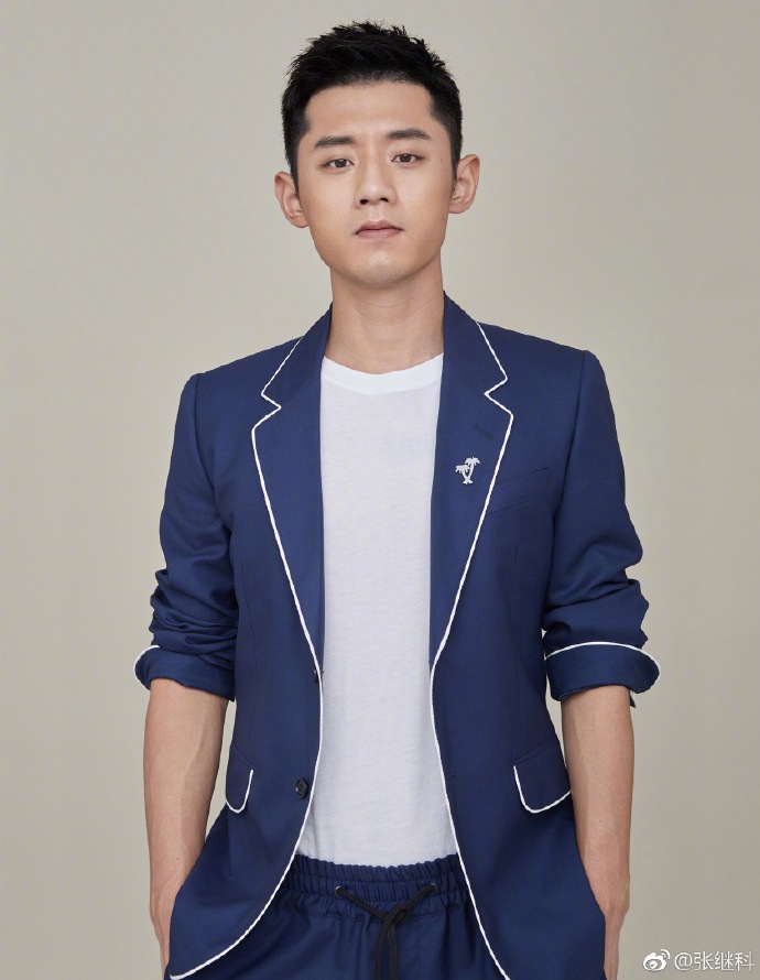 6ff327bbly1fn1b97r9jyj21as1ob17m