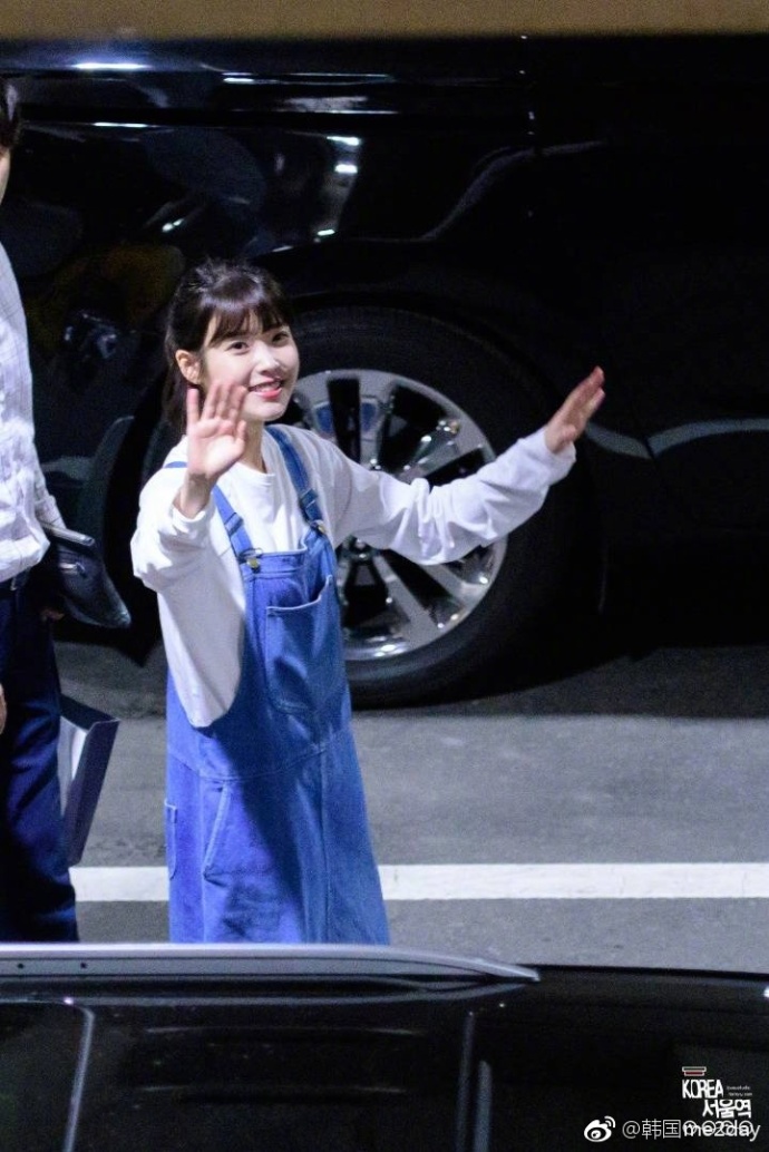 93f8d29dgy1fpso4pyu7ej20k00tz0up