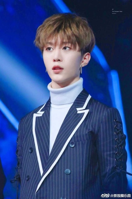 a0a3885agy1fp4j59c4n6j20np0zk77y