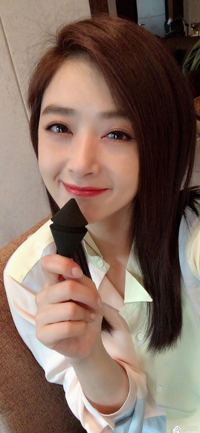 6341ce20ly1fq0fmlf4dtj21d92yohdy