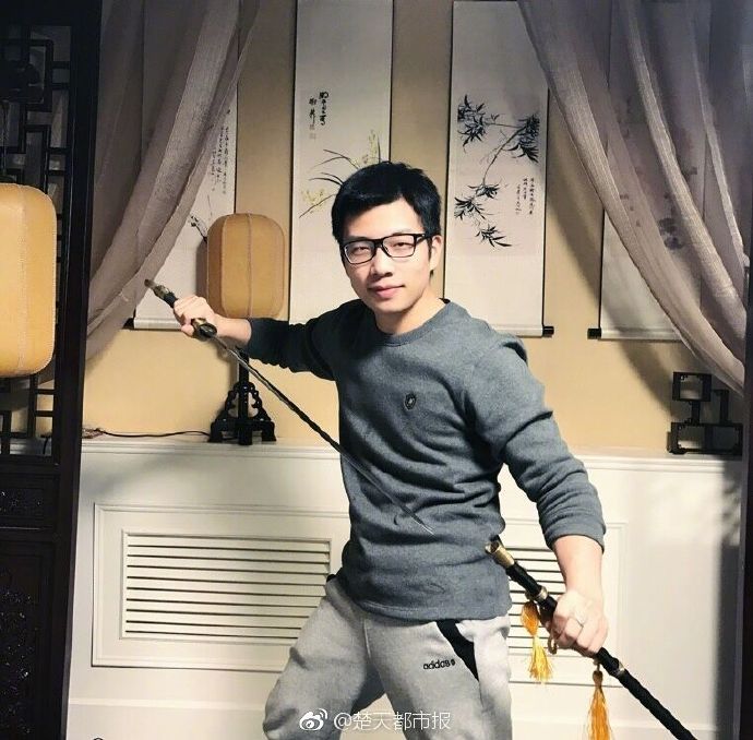 6693ce84gy1fqglgm3cc5j20l70kuwgr