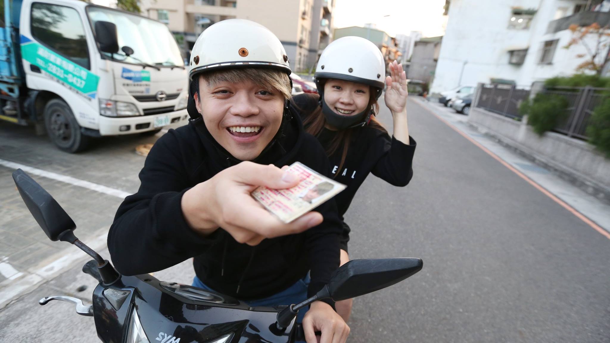 孕妻「二伯」遭鄉民公開意淫！百萬網紅「蔡阿嘎」幽默看待妙回：小朋友看不懂不要問