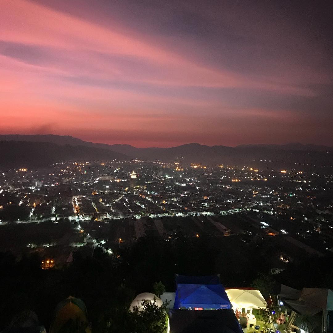 低頭就有一閃一閃亮晶晶！全台熱門夜景景點大特搜　浪漫到被求婚也不意外