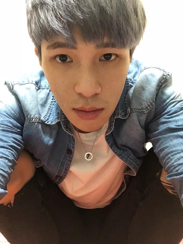 Youtuber挑戰「都市傳說」再出事！網友嚇壞：看完馬上把家裡鏡子都砸碎