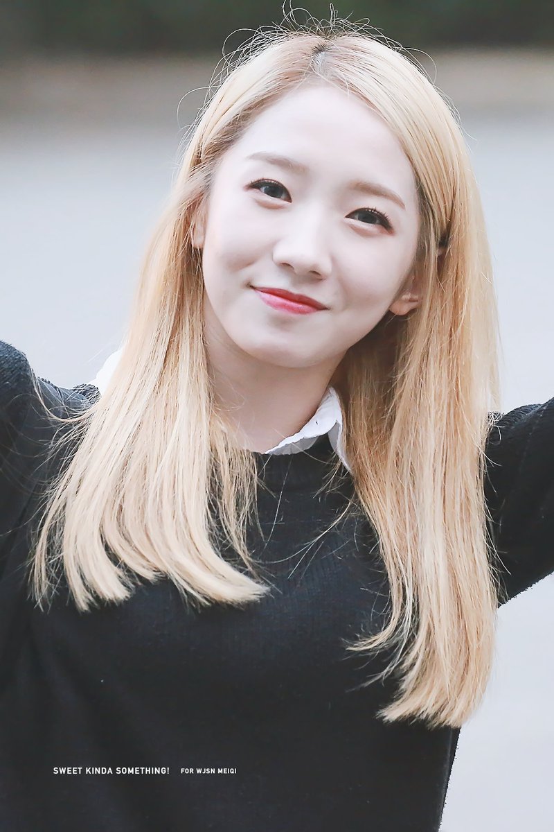 證實？！《火箭少女》人氣C位「孟美岐」初中同學出面爆料　見她確實「抽過菸」！