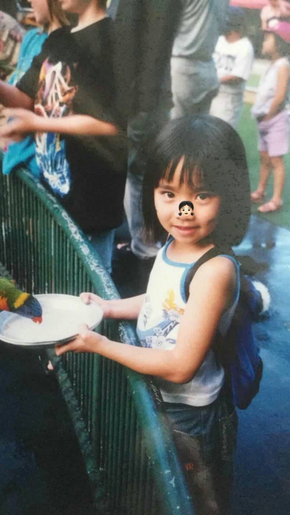 同模子刻出來的！「陳芳語」童年萌照、媽媽年輕舊照大放送　網驚：神基因 ！