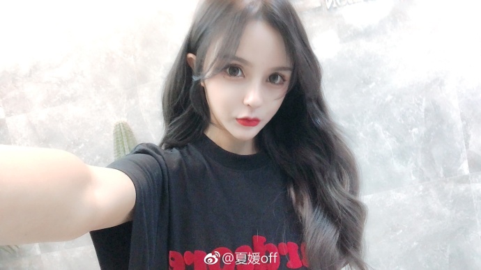 橡皮糖攻勢!30萬粉「網美」撒嬌「不介意當小三」 正宮爆氣揭「證據」公審