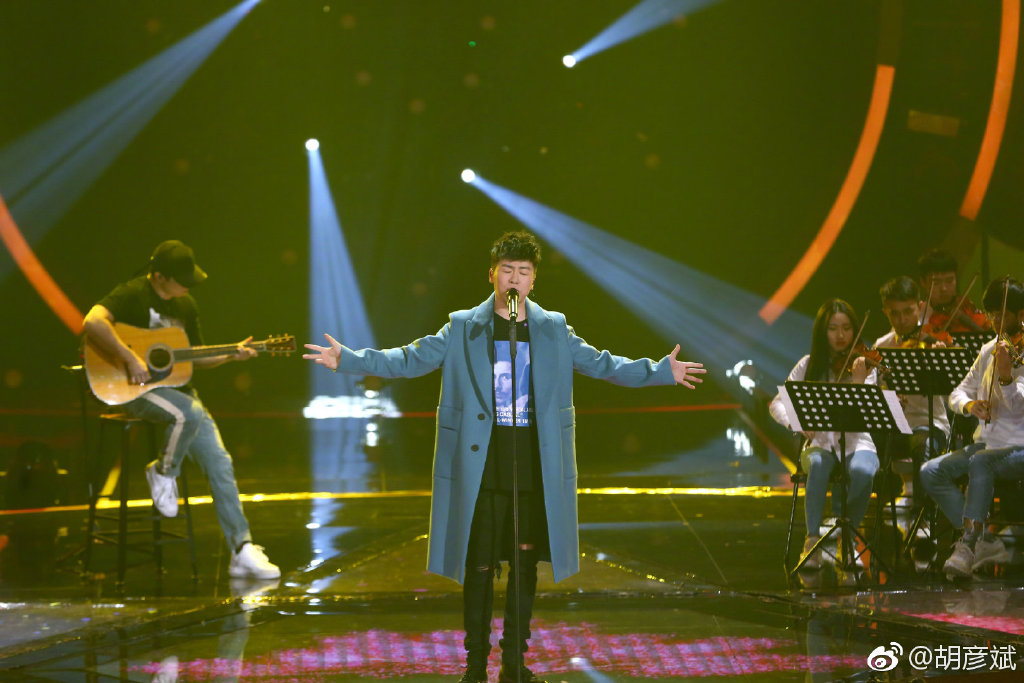 「火箭少女、林俊傑」都輸了！快嘴挑戰《你要的全拿走》 只有「他」成功 網盛讚：不愧天團Rapper！