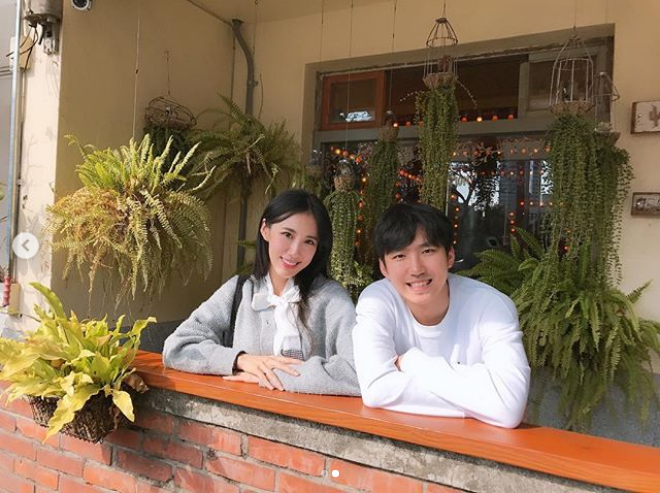 秘戀1年半曝光!瑤瑤爆穩交《2分之一強》南韓綜藝咖 「年齡差距」爸媽不能接受