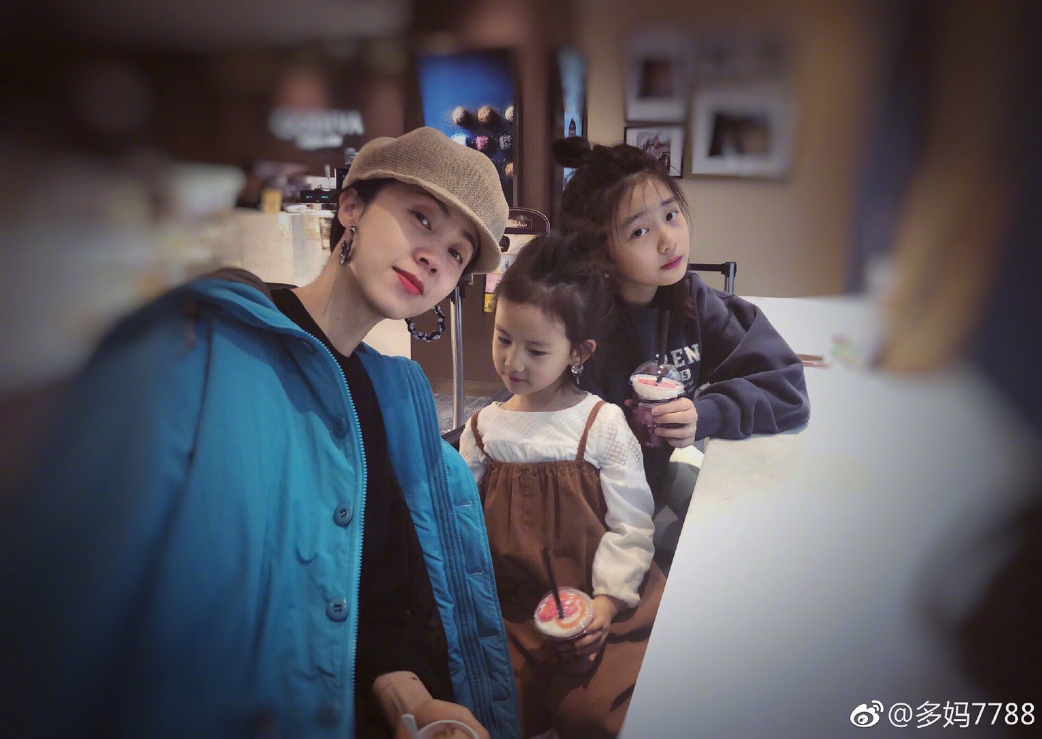 9歲學化妝、13歲染頭髮！《爸爸》多多「早熟超齡打扮」再掀爭議！