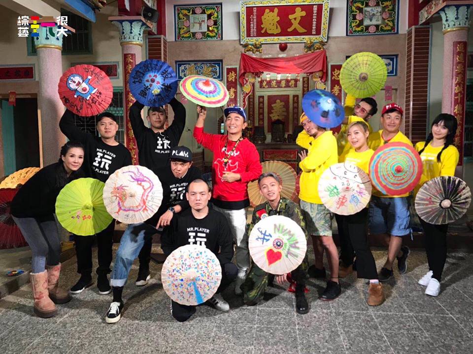 《玩很大》幕後曝光！紅隊深夜吐「催淚心聲」　玩粉鼻酸：辛苦了…