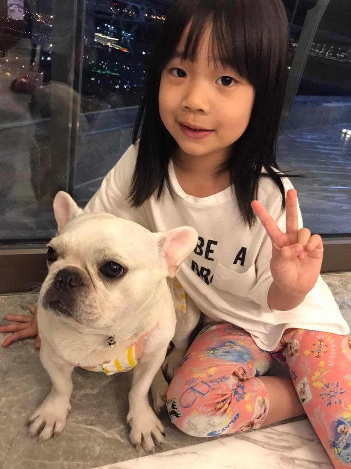 7歲小女兒「許老三」暴風抽高！「逆天長腿」直逼