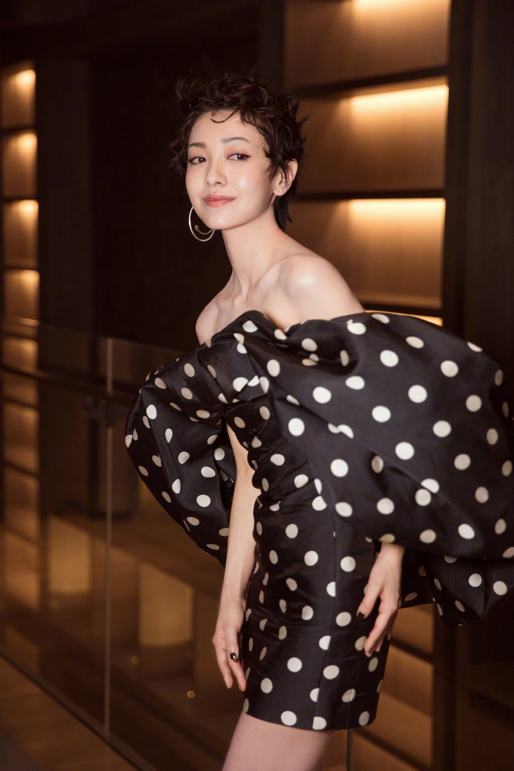 影 / 變成中國的形狀!郭采潔「超驚人口音」曝光 網傻眼:人民幣真香!