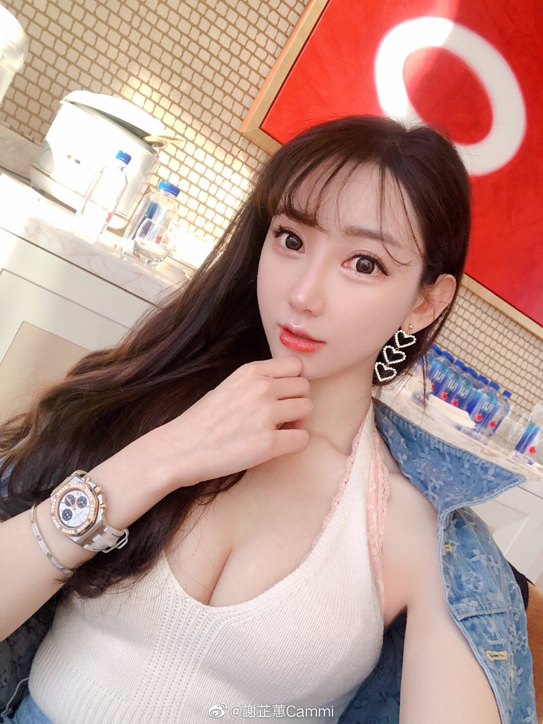 陳冠希「裸照女主角」近照曝光!全身上下「扭曲變形」 網嚇瘋:要去收驚了!