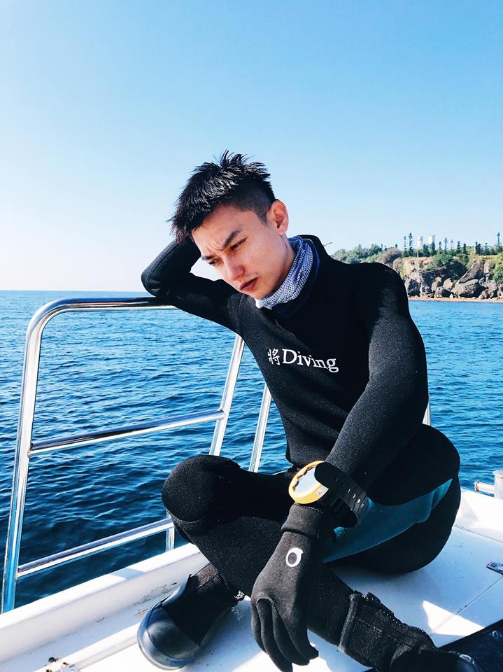 香蕉船綁貨車…男星「翻船」動彈不得　面朝下拖行30公尺「全身擦傷瘀血」