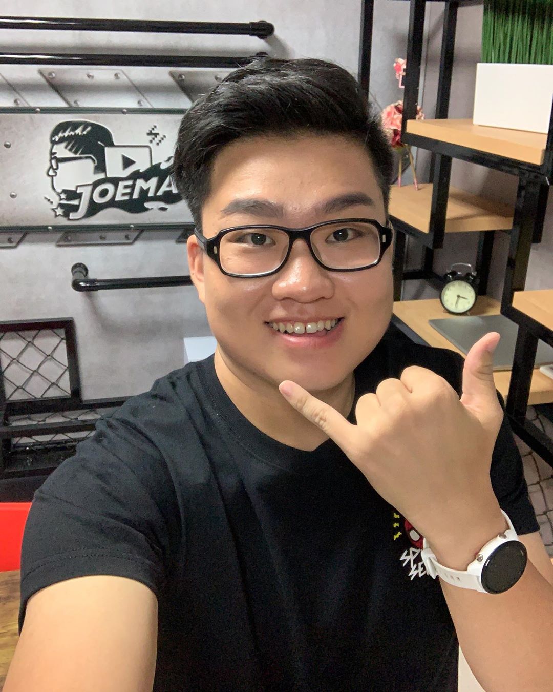 「Joeman」分手咪妃疑似拚過頭 ！負能量爆棚發文：希望還能撐得下去…