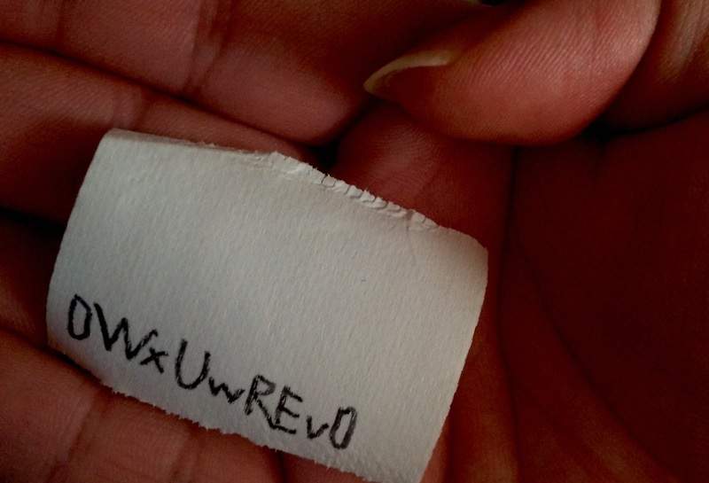 7年沒洗過澡!悶房全身冒黑垢 日男宣布「剪留2年指甲」 照片公開全網崩潰!