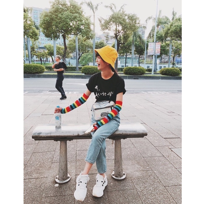 白癡公主深夜放送「真實乳量」!「超越A減」渾圓集中晃一波…網嚇歪:以為去隆乳