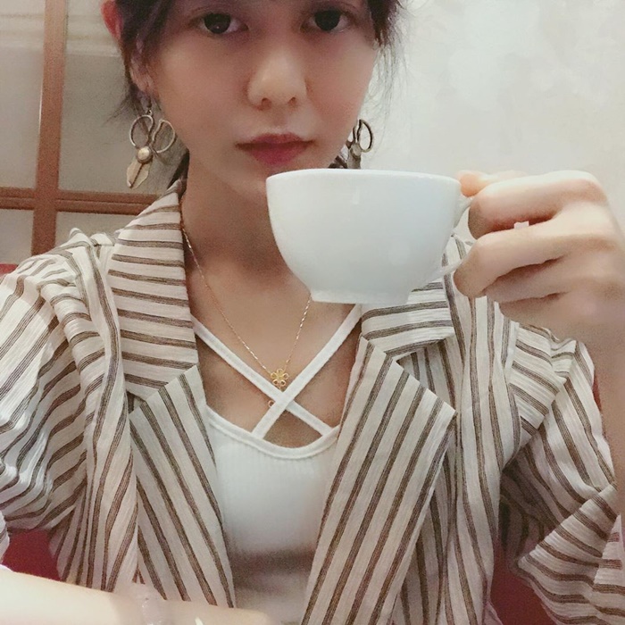 白癡公主深夜放送「真實乳量」!「超越A減」渾圓集中晃一波…網嚇歪:以為去隆乳