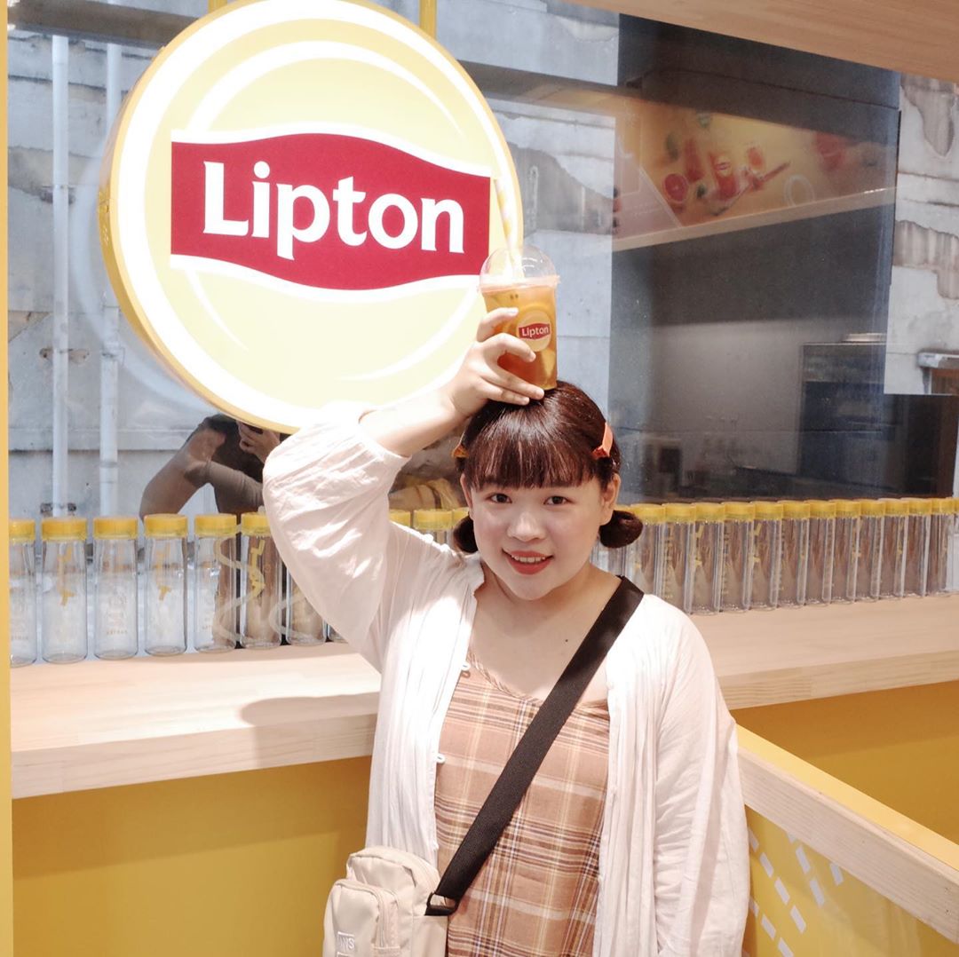 真的非業配!「便利商店女神」自掏腰包拍片…親揭「潛規則」:我是有良心的美食Youtuber