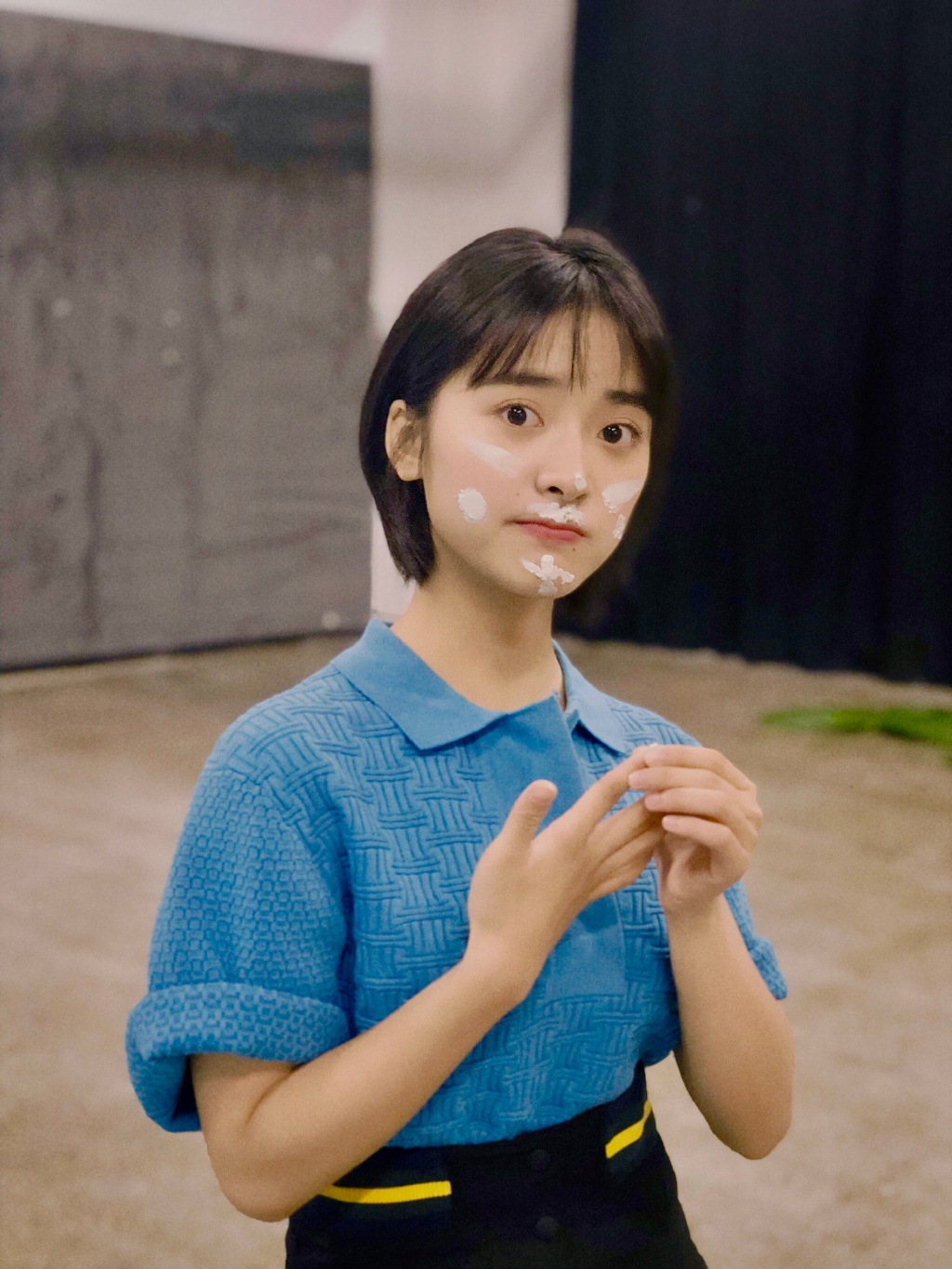 狠甩「肉肉女」封號!沈月「激瘦照曝光」 下巴「U → V」粉絲嚇壞!