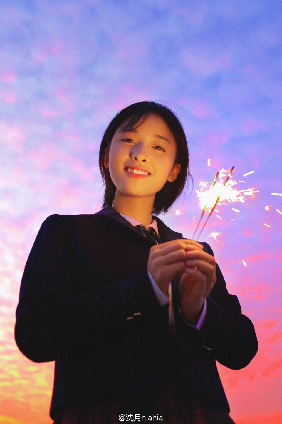 狠甩「肉肉女」封號!沈月「激瘦照曝光」 下巴「U → V」粉絲嚇壞!